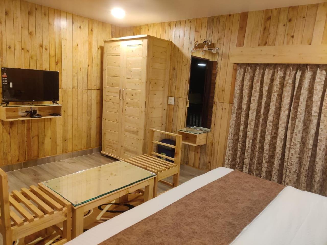 The Mountain Shades Resort Madikeri Esterno foto
