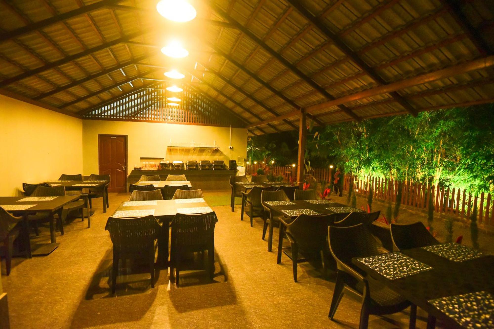 The Mountain Shades Resort Madikeri Esterno foto