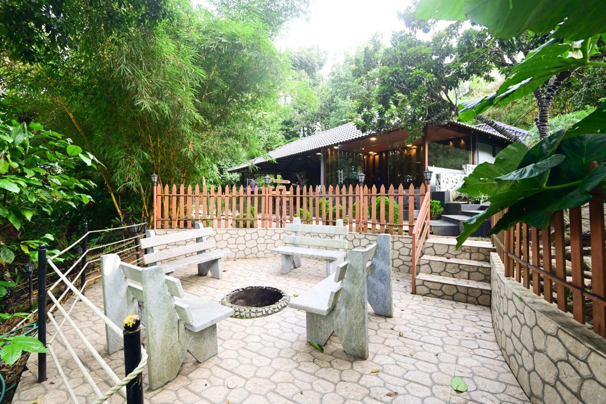 The Mountain Shades Resort Madikeri Esterno foto