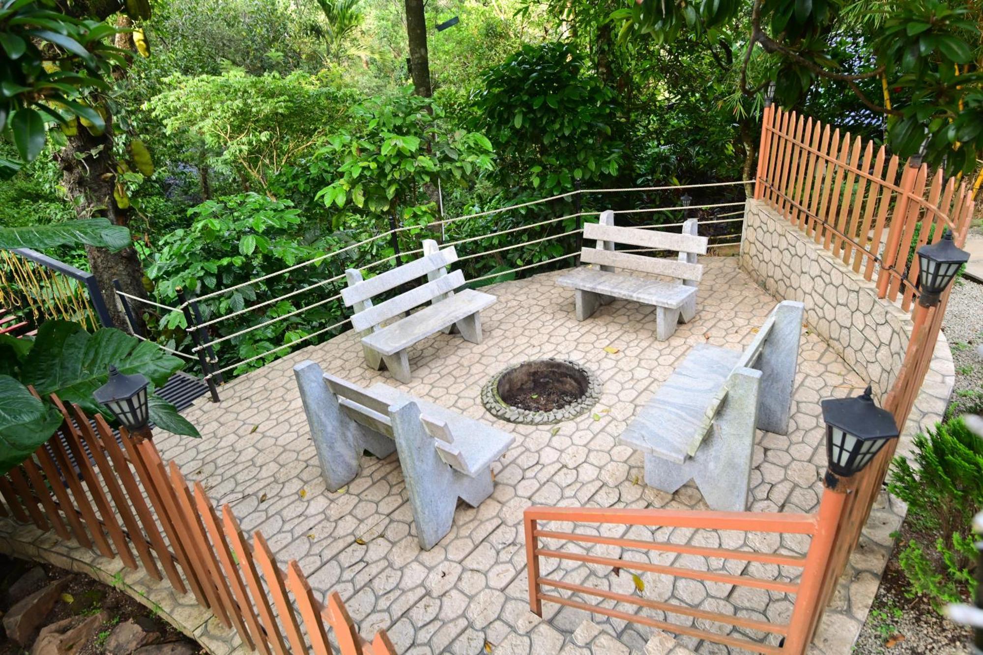 The Mountain Shades Resort Madikeri Esterno foto