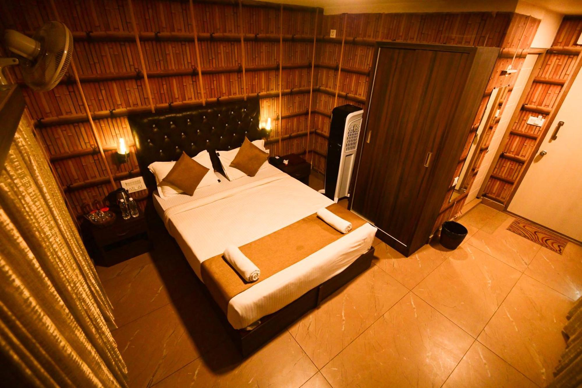 The Mountain Shades Resort Madikeri Esterno foto