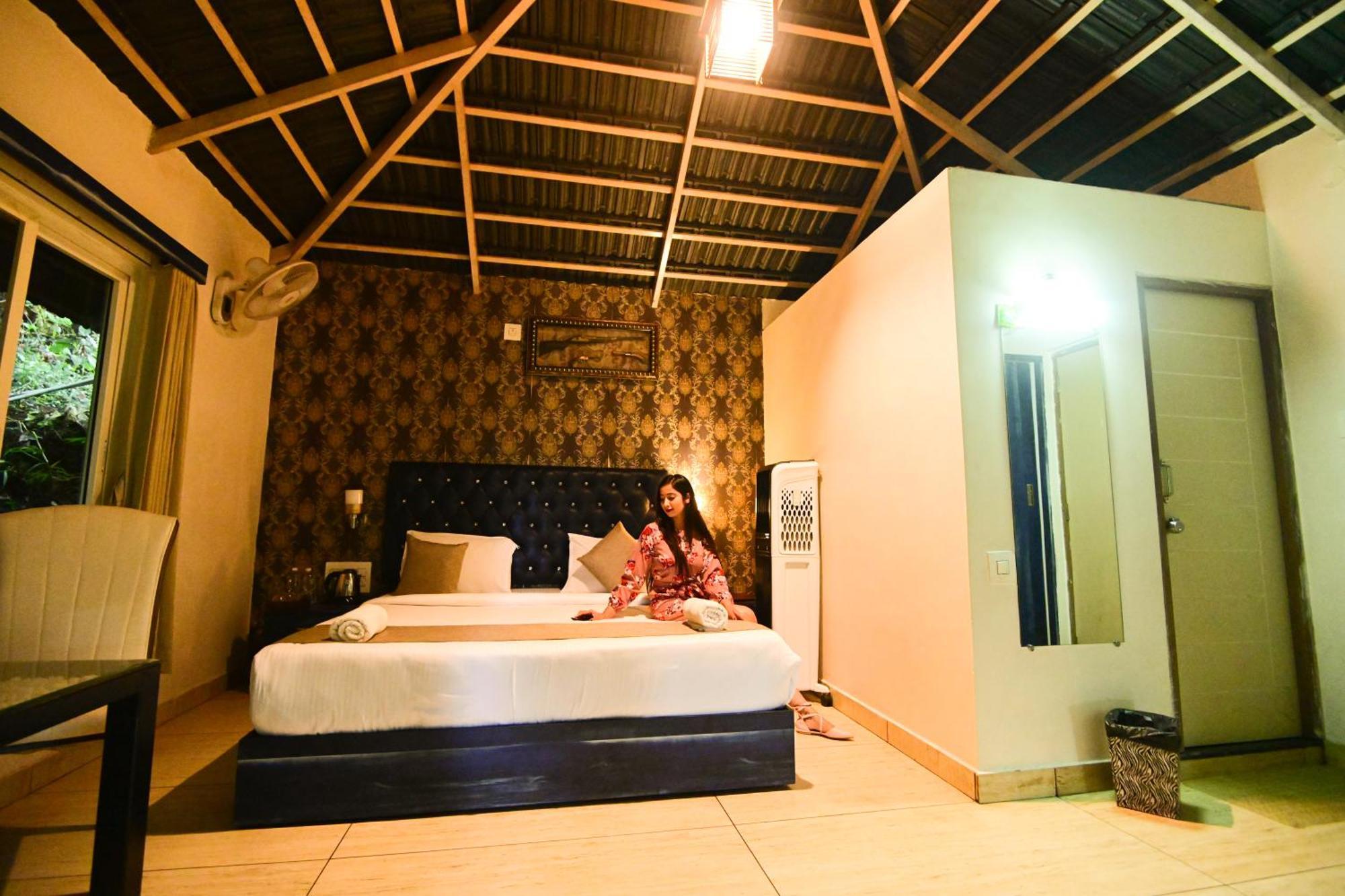 The Mountain Shades Resort Madikeri Esterno foto